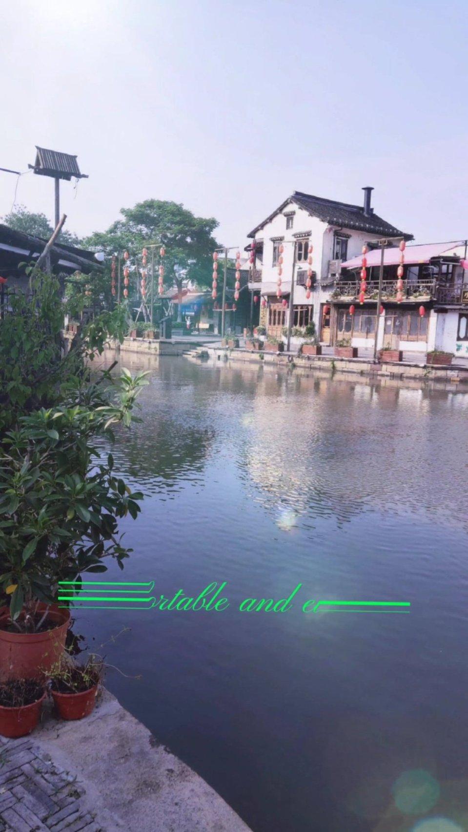 逃离废弃的建筑