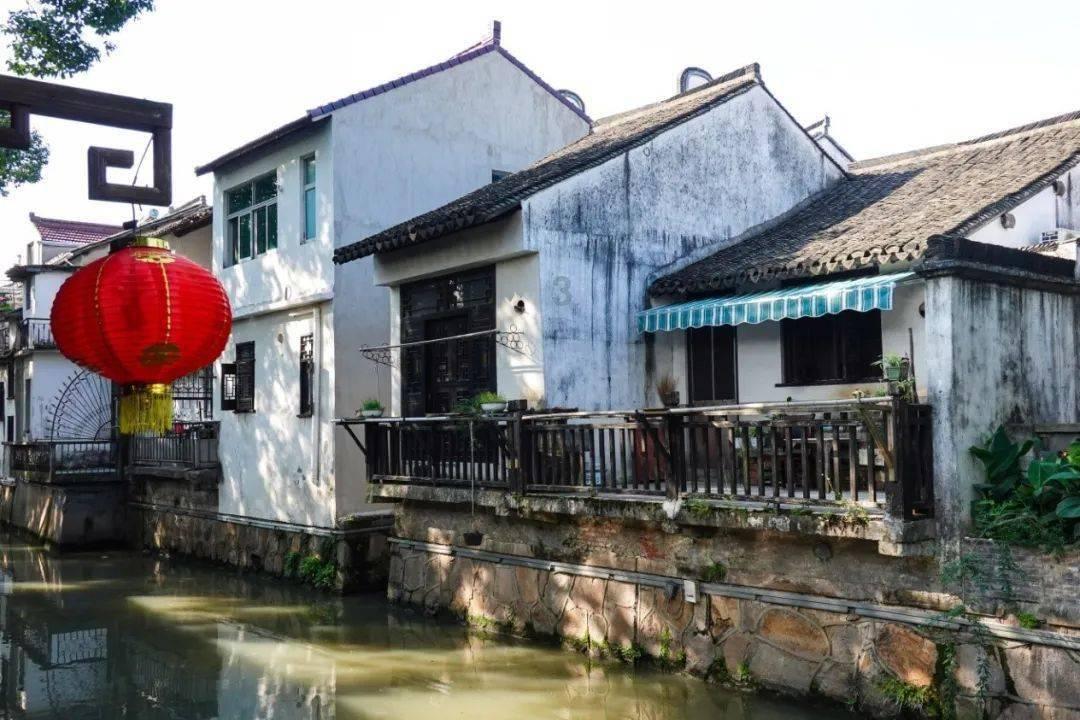 男性过了50岁，眉毛突然变长，说明了什么？多数人或还蒙在鼓里